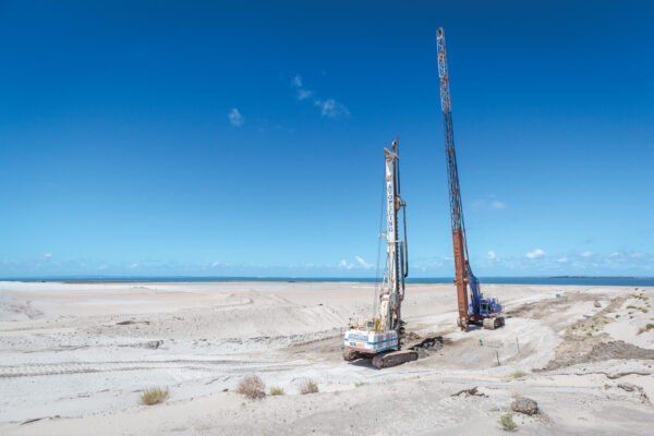 Port-of-Brisbane-Copyright-Seen-Australia-drilling-rig-002
